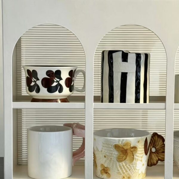 cups on Multi-Tier Mug Rack – Carbon Steel Cup Holder Stand white